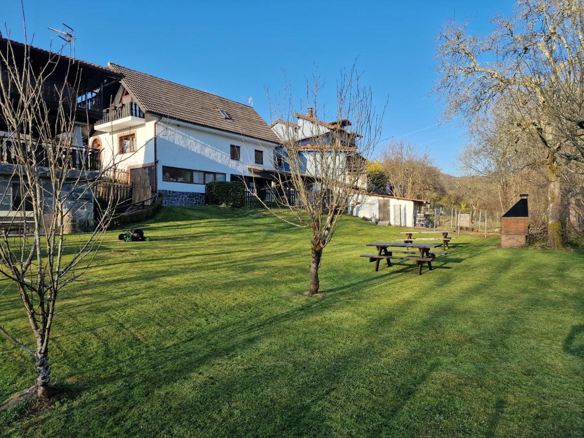 Vivienda Vacacional Con Jardin Y Barbacoa Onís Zewnętrze zdjęcie